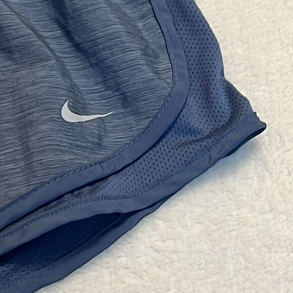 NIKE Dri Fit Running Shorts - Size Large - Picture 2 of 7